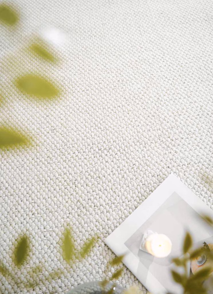 หน้าปกพรมปูพื้น Luminara Collection ดีไซน์หรูหราสัมผัสนุ่มนวลโดย OwatDesign